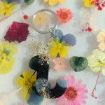 Handmade Resin Initial Keychain: Emerald Green and Gold Leaf - Image 5